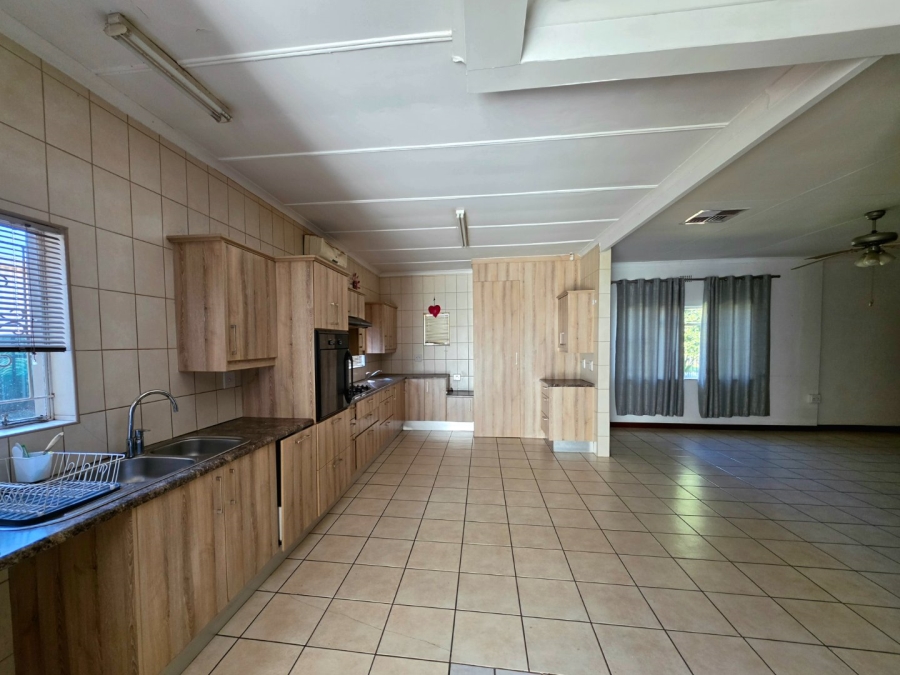 4 Bedroom Property for Sale in Oosterville Northern Cape